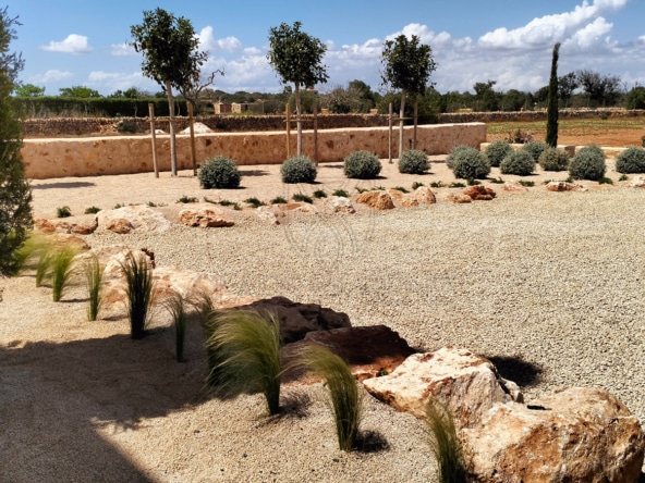 santanyi exklusive neubaufinca mit gaestehaus gartenansicht