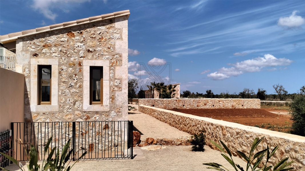 santanyi exclusiva finca de nueva construcción con casa de invitados