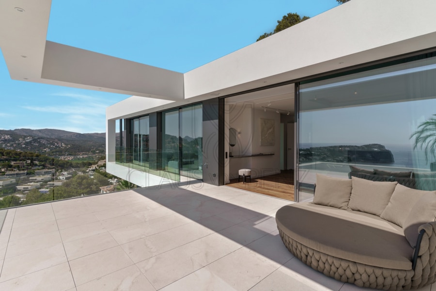 Real Estate Mallorca - Luxury properties, fincas and luxury apartments for sale in Mallorca - Claus von Benz Real Estate Mallorca