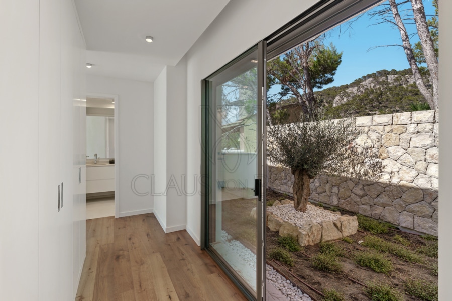 Real Estate Mallorca - Luxury properties, fincas and luxury apartments for sale in Mallorca - Claus von Benz Real Estate Mallorca