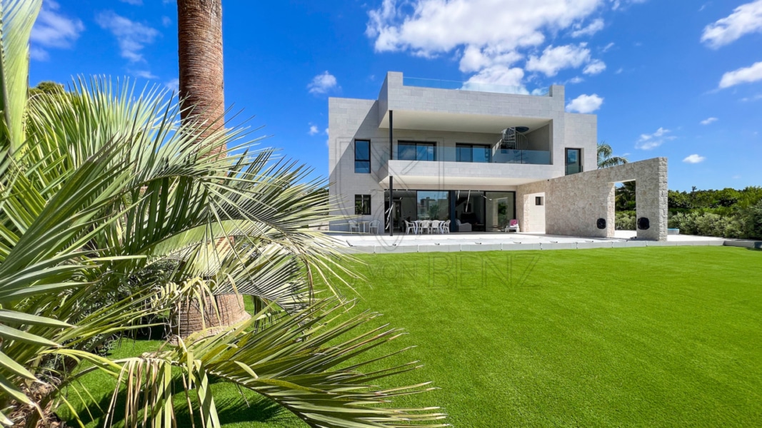 ansicht haus 1 1 Immobilien Mallorca - Luxus Immobilien, Finca und Luxus Appartements auf Mallorca kaufen - Claus von Benz Immobilien Mallorca