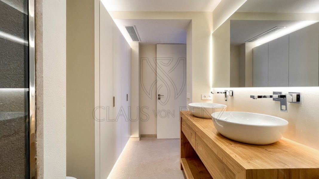 bad en suite 1 3 zu sz 1 Immobilien Mallorca - Luxus Immobilien, Finca und Luxus Appartements auf Mallorca kaufen - Claus von Benz Immobilien Mallorca