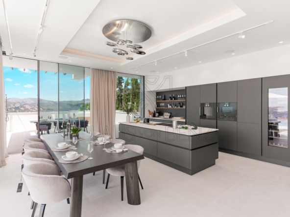 Immobilien Mallorca - Luxus Immobilien, Finca und Luxus Appartements auf Mallorca kaufen - Claus von Benz Immobilien Mallorca