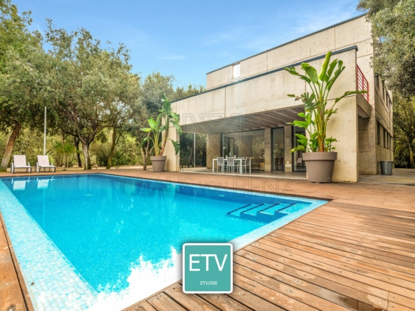 Immobilien Mallorca - Luxus Immobilien, Finca und Luxus Appartements auf Mallorca kaufen - Claus von Benz Immobilien Mallorca