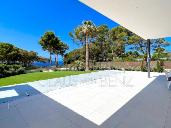 poolterrasse 1 1 Real Estate Mallorca - Luxury properties, fincas and luxury apartments for sale in Mallorca - Claus von Benz Real Estate Mallorca