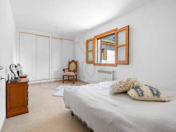 schlafzimmer 1 1 Immobilien Mallorca - Luxus Immobilien, Finca und Luxus Appartements auf Mallorca kaufen - Claus von Benz Immobilien Mallorca