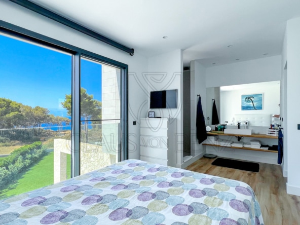 schlafzimmer 1 3 Immobilien Mallorca - Luxus Immobilien, Finca und Luxus Appartements auf Mallorca kaufen - Claus von Benz Immobilien Mallorca