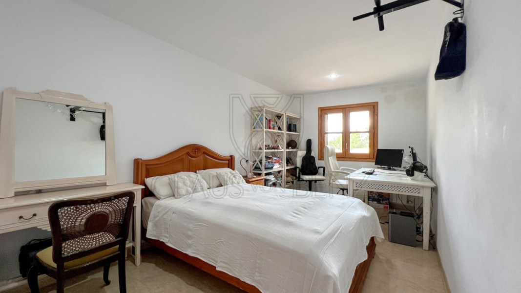 dormitorio 2 1 propiedades Mallorca - Propiedades de lujo, fincas y pisos de lujo en venta en Mallorca - Claus von Benz Real Estate Mallorca