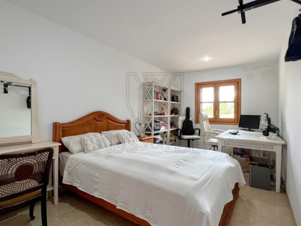 dormitorio 2 1 propiedades Mallorca - Propiedades de lujo, fincas y pisos de lujo en venta en Mallorca - Claus von Benz Real Estate Mallorca