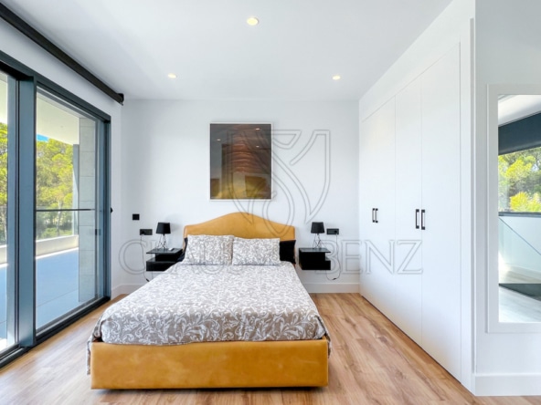 schlafzimmer 2 3 Immobilien Mallorca - Luxus Immobilien, Finca und Luxus Appartements auf Mallorca kaufen - Claus von Benz Immobilien Mallorca