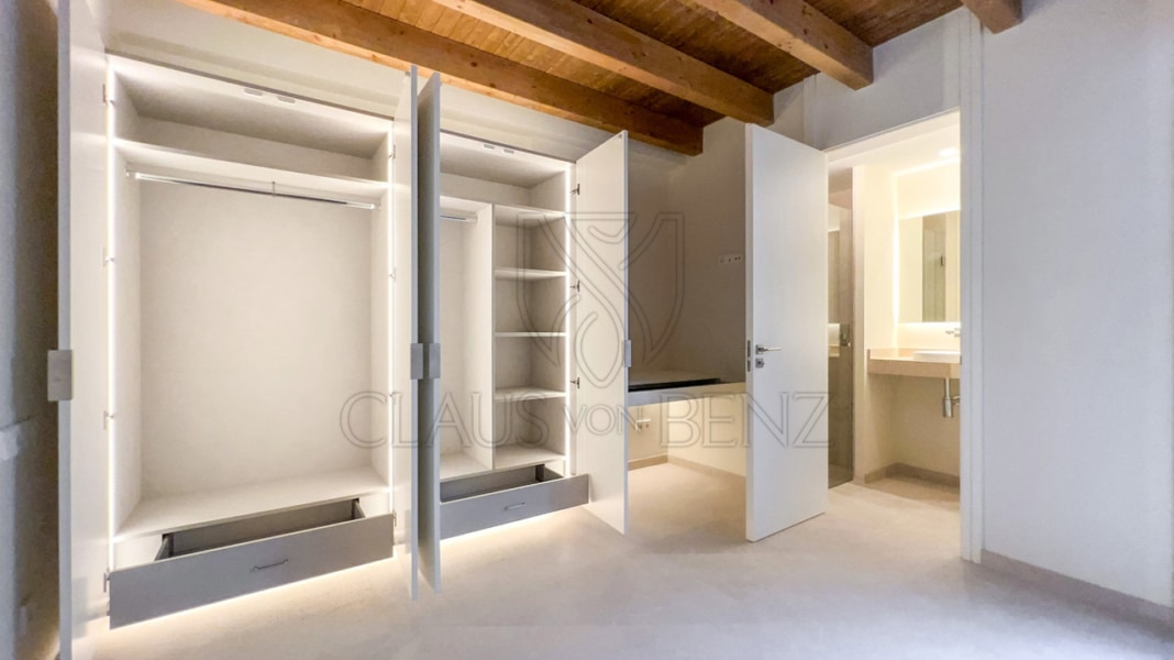 schlafzimmer 2 3 Immobilien Mallorca - Luxus Immobilien, Finca und Luxus Appartements auf Mallorca kaufen - Claus von Benz Immobilien Mallorca