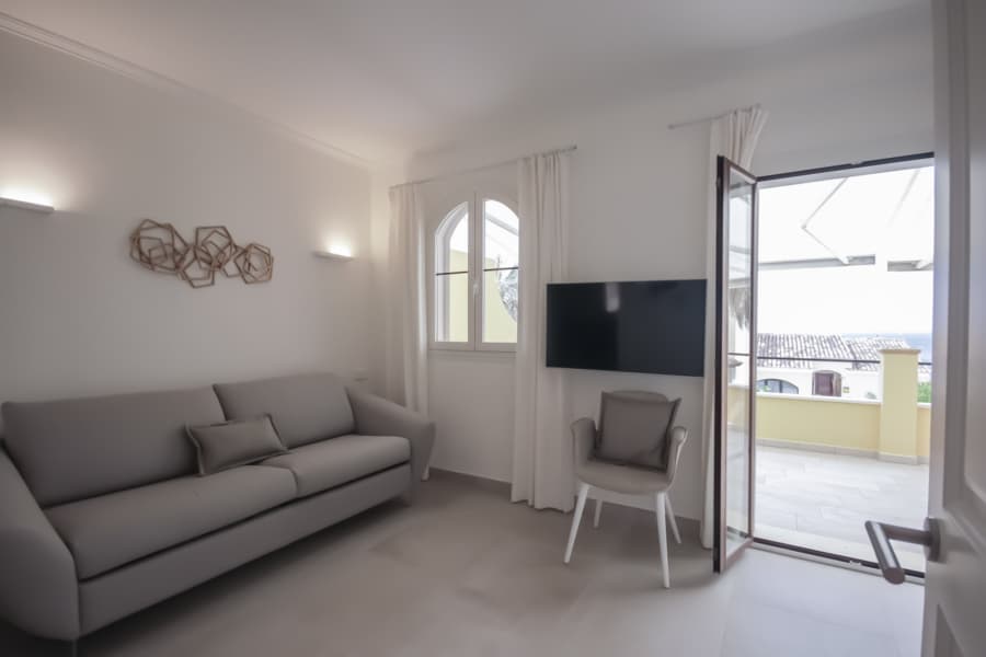 house santa ponsa bright room