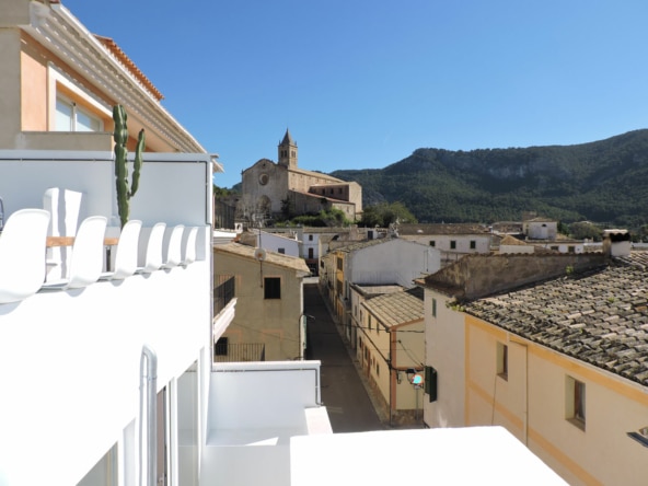 andratx frisch saniertes dorfhaus dachterrasse ausblick