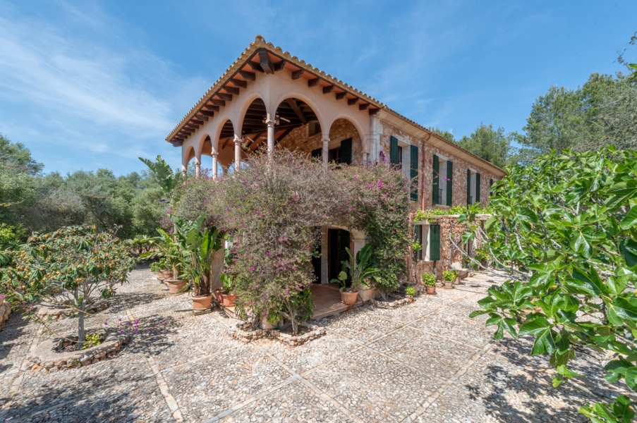 porreres dreamlike finca with rental license exterior view