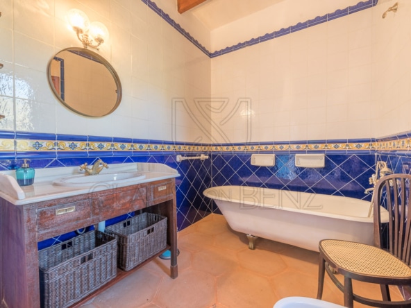 porreres dreamlike finca with rental license blue bathroom