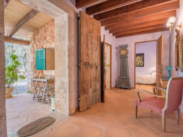 porreres dreamlike finca with rental license hallway