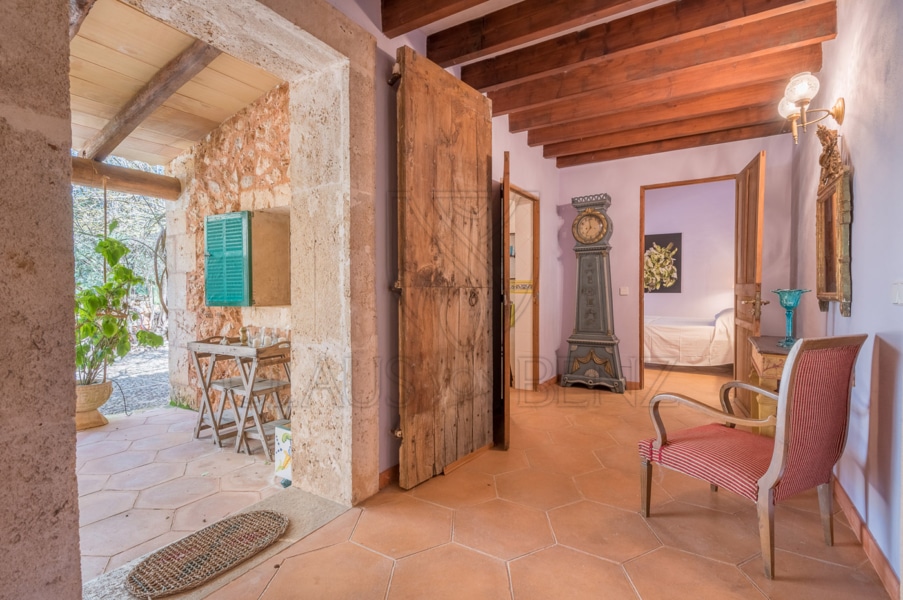 porreres dreamlike finca with rental license hallway