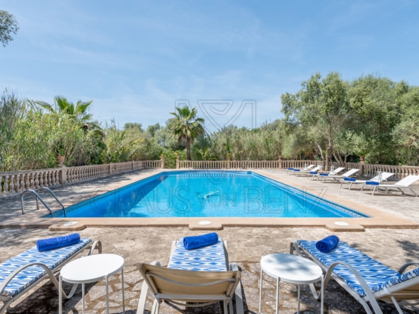 porreres dreamlike finca with rental license pool