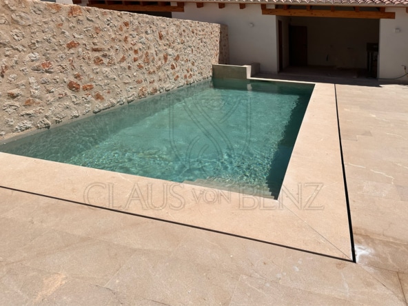 santanyi casa adosada de nueva construcción con piscina privada y garaje piscina