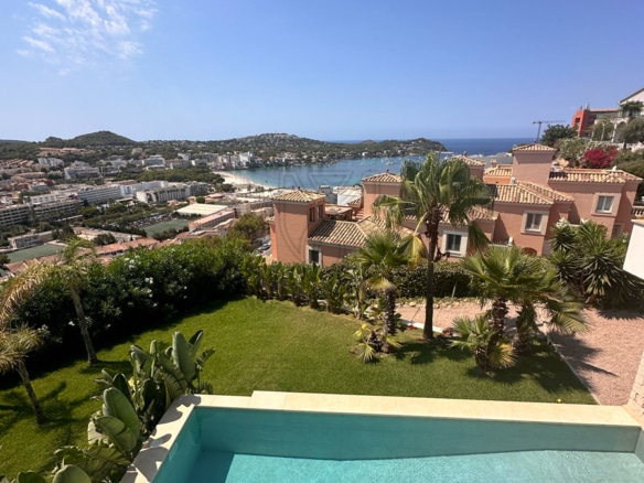 santa panca exklusives luxusdomizil zur vermietung mit meerblick vom pool