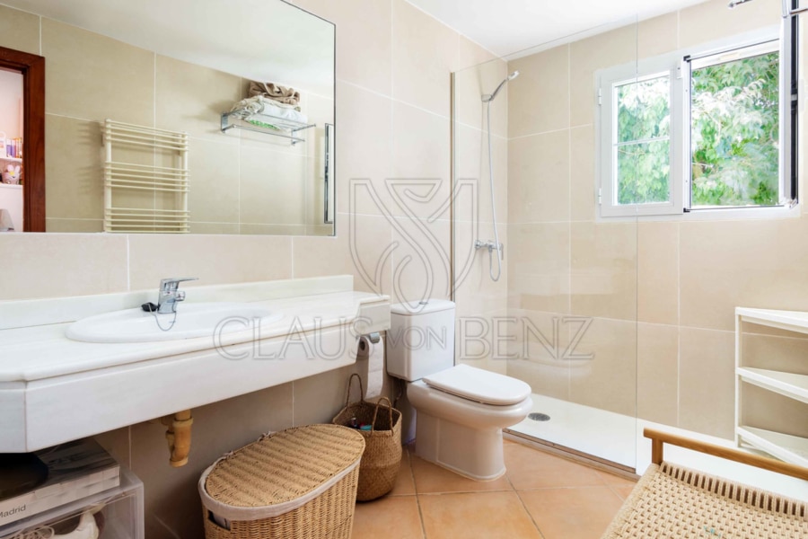 santa ponsa luxury property with style and comfort bathroom