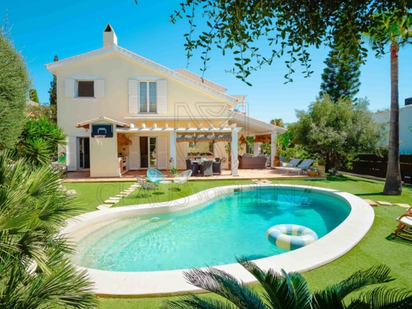 santa ponsa luxurioeses anwesen mit stil und komfort haus mit pool