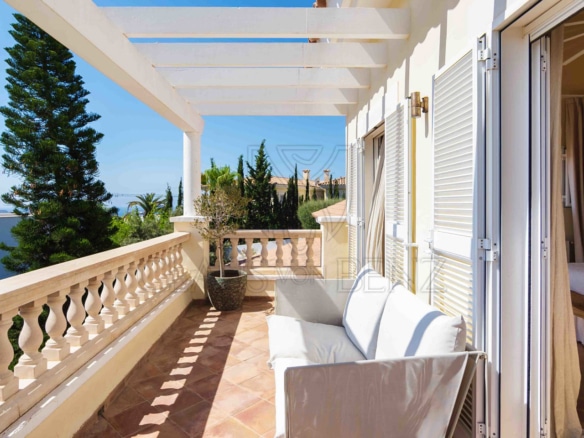 santa ponsa luxurioeses anwesen mit stil und komfort terrasse