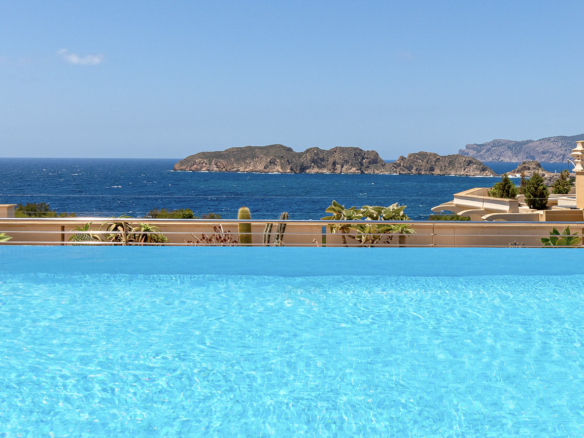 nova santa ponsa luxurioeses penthouse mit panoramablick malgrat inseln ausblick pool min
