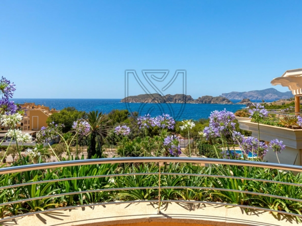 nova santa ponsa luxurioeses penthouse mit panoramablick malgrat inseln ausblick min