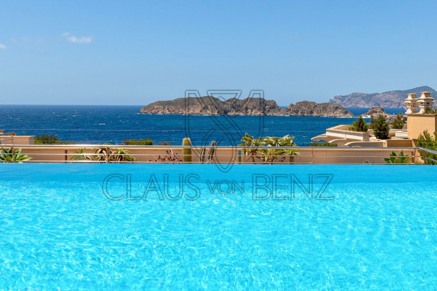 nova santa ponsa luxurioeses penthouse mit panoramablick malgrat inseln ausblick pool min