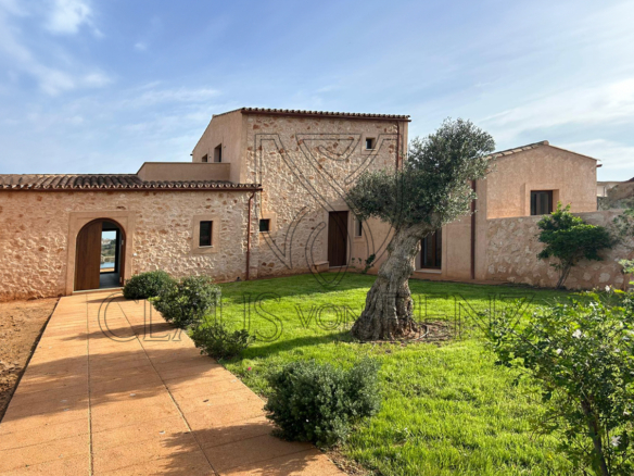 santanyi exclusiva finca de nueva construcción con fantásticas vistas vista exterior