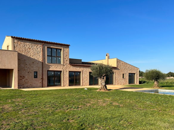 santanyi exclusive new build finca with fantastic views back view start