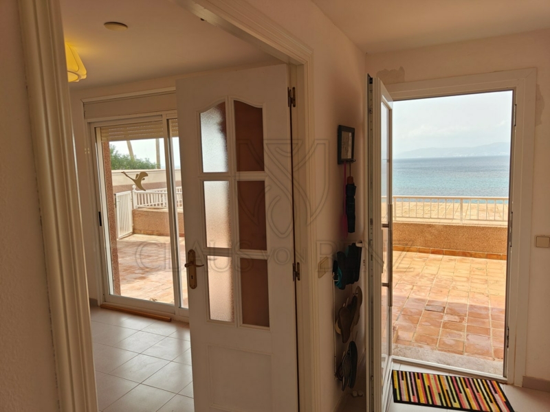 cala blava exklusives apartment 180grad meerblick eingang min