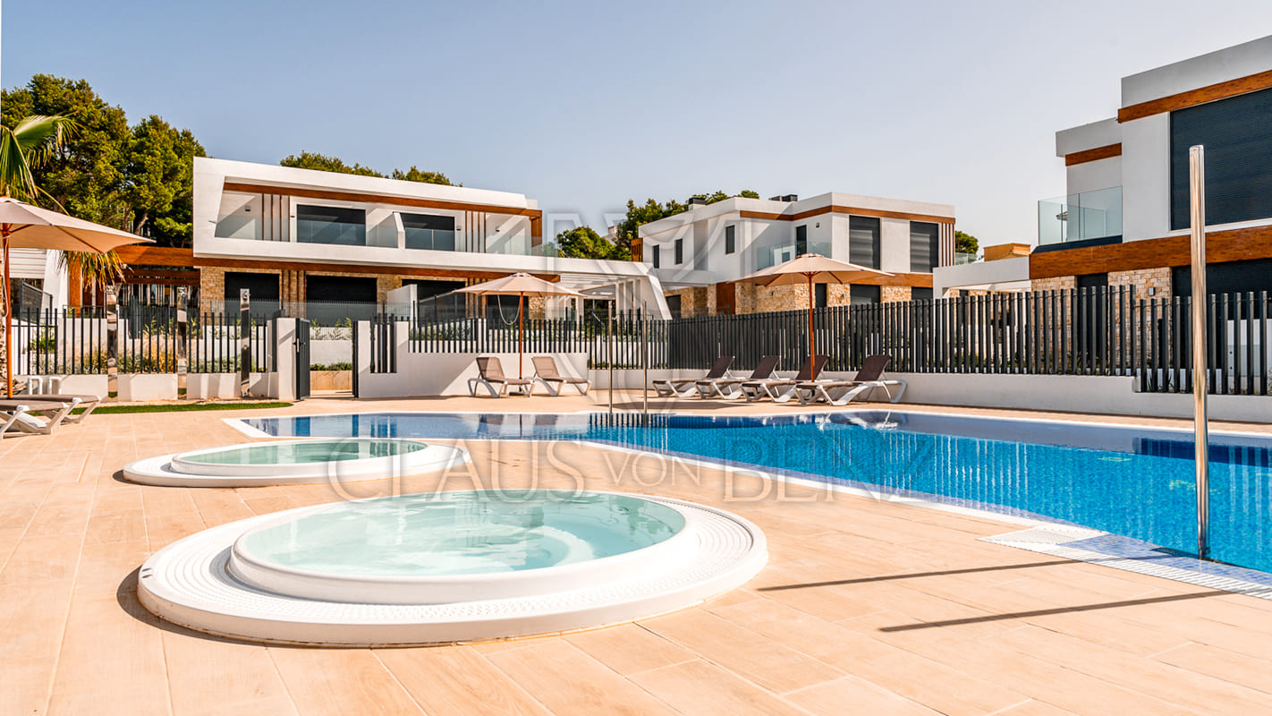 cala ratjada exclusive townhouse villa in modern residential complex jacuzzi