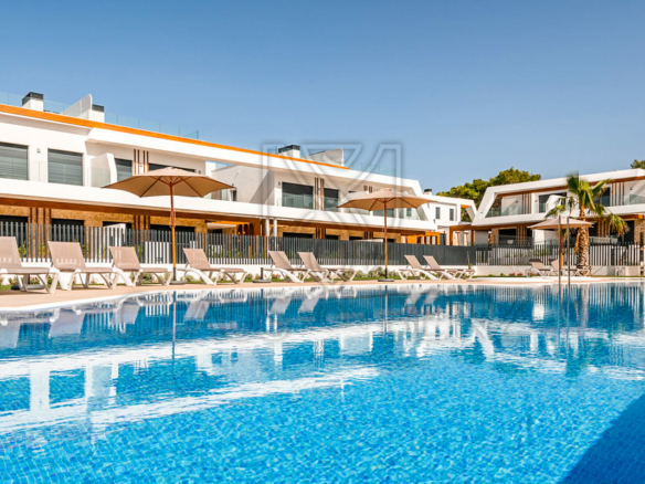 cala ratjada exklusive reihenhausvilla in moderner wohnanlage poollandschaft