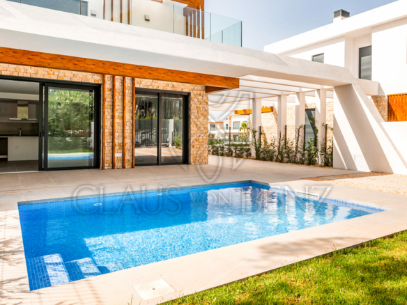 cala ratjada exklusive reihenhausvilla in moderner wohnanlage privater pool