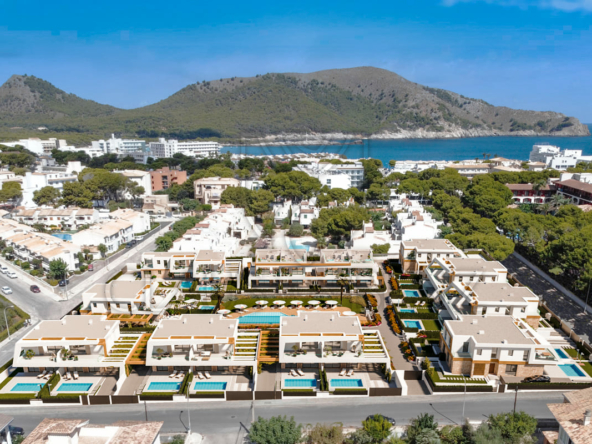 cala ratjada exklusive reihenhausvilla in moderner wohnanlage wohnanlage mit meerblick