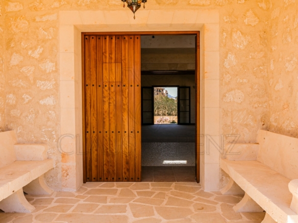 campos new construction landfinca entrance