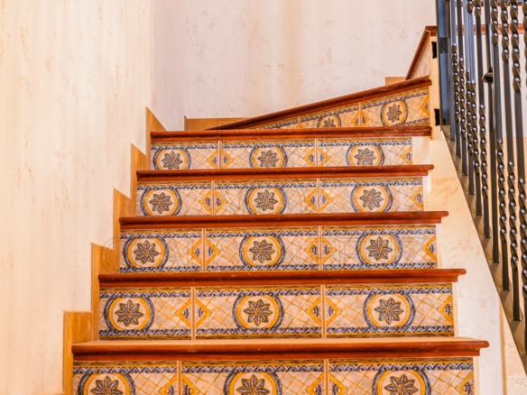 campos new construction landfinca staircase