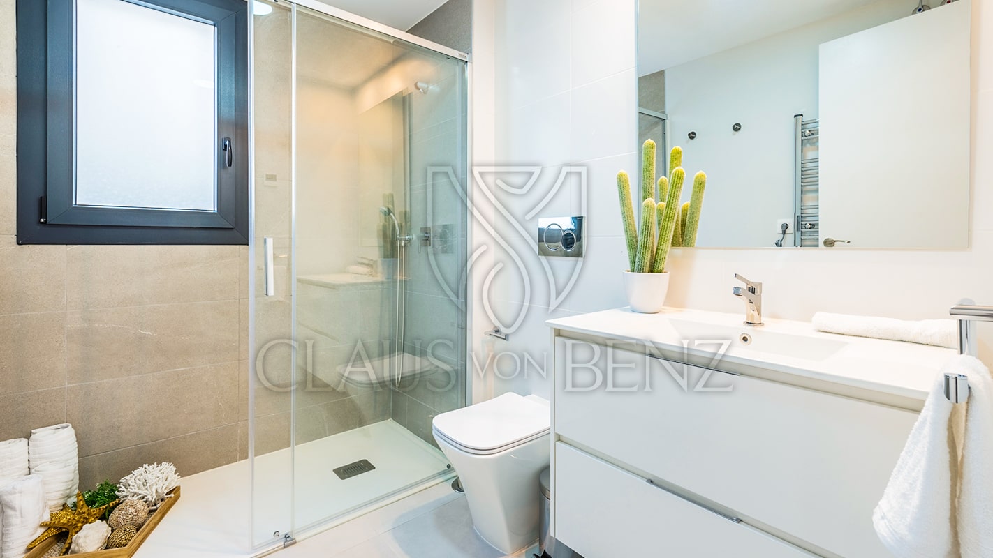 sa coma first floor apartment in exclusive residential complex bathroom