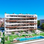 sa coma piso en planta baja en exclusivo complejo residencial vista frontal