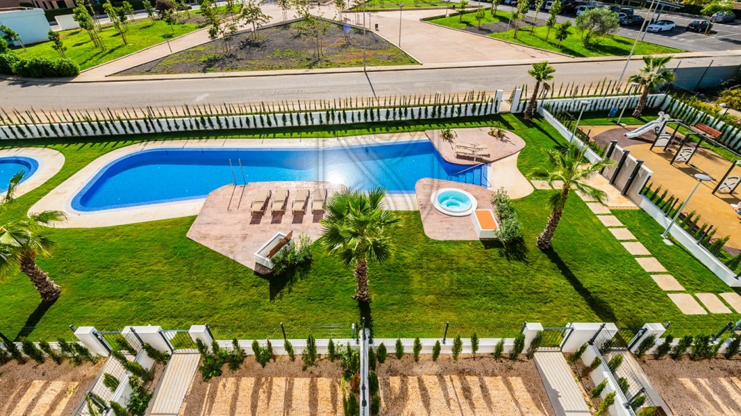 sa coma piso en planta baja en exclusivo complejo residencial piscina desde arribajpg