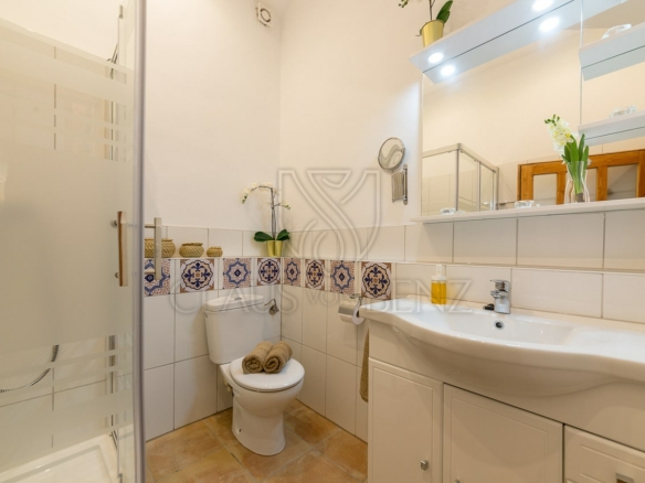 llucmajor elegant townhouse with wine cellar bathroom2 min