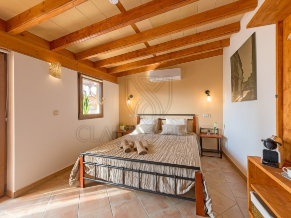 llucmajor elegant townhouse with wine cellar double bed min